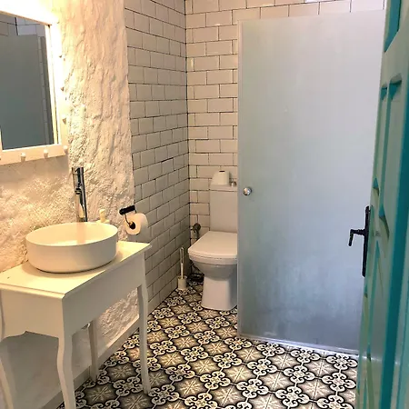 Ξενοδοχείο Temucin 2*